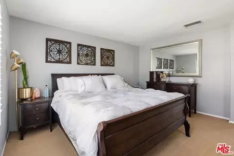 26951 Cape Cod Dr, Valencia, CA 91355 photo 12