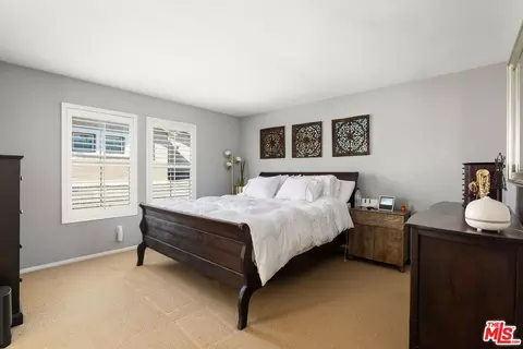 26951 Cape Cod Dr, Valencia, CA 91355 photo 11