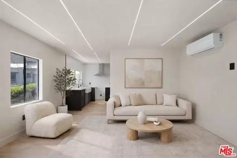 921 N Benton Way, Los Angeles, CA 90026