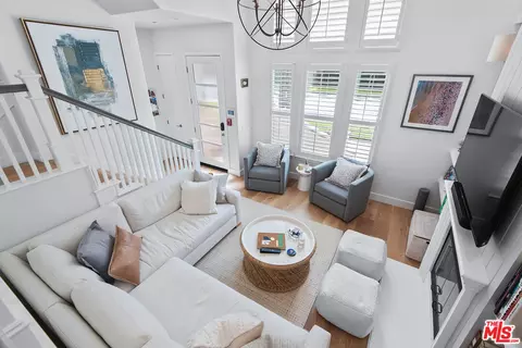 6010 Celedon Crk #10, Playa Vista, CA 90094