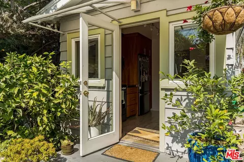 538 Altair Pl, Venice, CA 90291