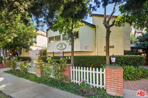 15060 Victory Blvd #104, Van Nuys, CA 91411