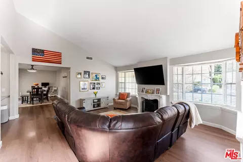 2241 Century Pl, Simi Valley, CA 93063 photo 5