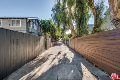 24 20th Ave, Venice, CA 90291 photo 17