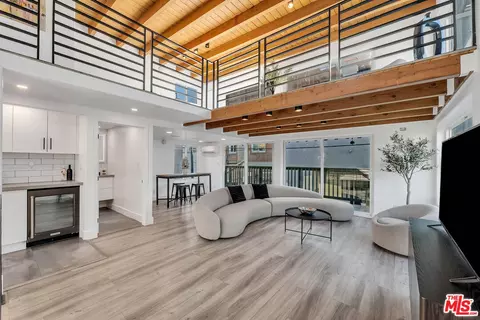 24 20th Ave, Venice, CA 90291