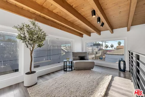 24 20th Ave, Venice, CA 90291 photo 8