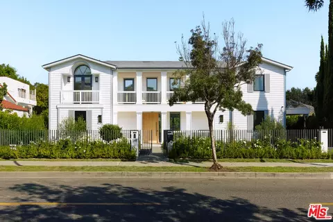 162 N Rexford Dr, Beverly Hills, CA 90210