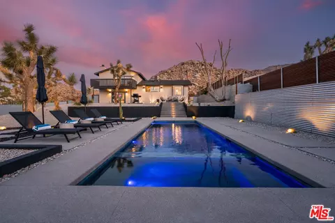 Exterior - 61118 Prescott Trl, Joshua Tree, CA 92252 photo 9 of 17