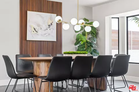 Dining - 61118 Prescott Trl, Joshua Tree, CA 92252 photo 2 of 4