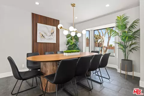 Dining - 61118 Prescott Trl, Joshua Tree, CA 92252 photo 3 of 4