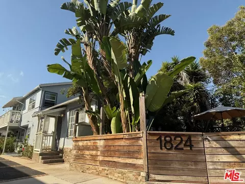 1824 10th St, Santa Monica, CA 90404