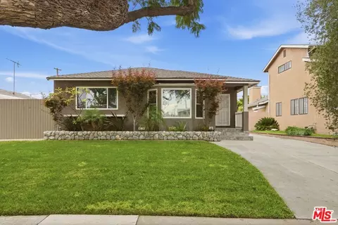 6247 Del Amo Blvd, Lakewood, CA 90713