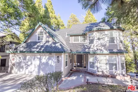 Exterior - 795 Zurich Dr, Lake Arrowhead, CA 92352 photo 5 of 5