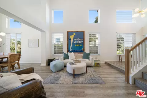 7219 Kentwood Ave, Los Angeles, CA 90045