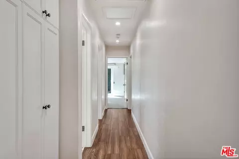 Entry Way - 13238 Cumpston St, Sherman Oaks, CA 91401 photo 2 of 2