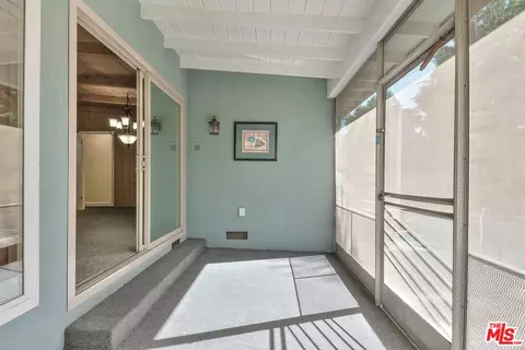 Exterior - 13238 Cumpston St, Sherman Oaks, CA 91401 photo 4 of 7