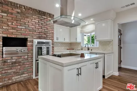 Kitchen - 13238 Cumpston St, Sherman Oaks, CA 91401 photo 3 of 6