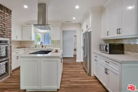 Kitchen - 13238 Cumpston St, Sherman Oaks, CA 91401 photo 1 of 6