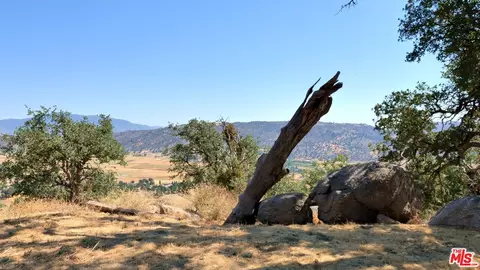 24409 San Juan Dr, Tehachapi, CA 93561 photo 8