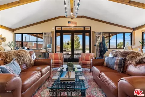 Living - 12055 Munsey Rd, Cantil, CA 93519 photo 2 of 2