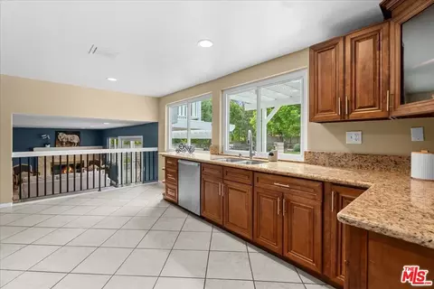 11717 Pala Mesa Dr, Porter Ranch, CA 91326 photo 13