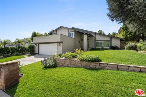 11717 Pala Mesa Dr, Porter Ranch, CA 91326