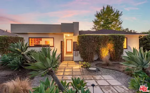 7713 Anise Ave, Los Angeles, CA 90045