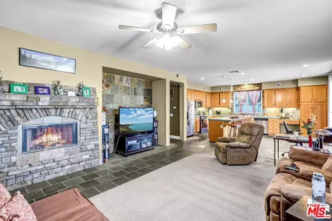 24383 Topacio Ct, Wildomar, CA 92595 photo 9