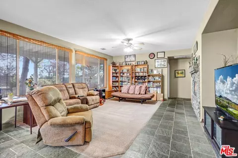 24383 Topacio Ct, Wildomar, CA 92595 photo 8