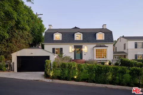5712 Spring Oak Dr, Los Angeles, CA 90068