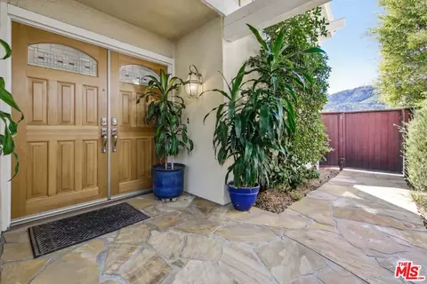 16999 Avenida De Santa Ynez, Pacific Palisades, CA 90272