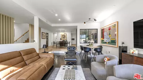 2392 Century Hl, Los Angeles, CA 90067