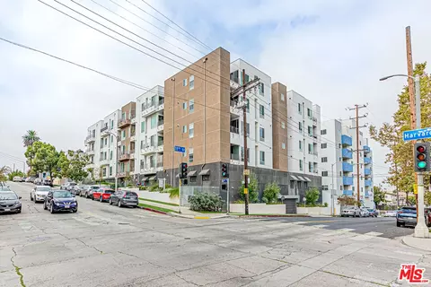 1101 S Harvard Blvd #303, Los Angeles, CA 90006
