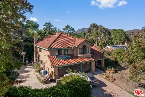 947 Golden Crest Ave, Newbury Park, CA 91320