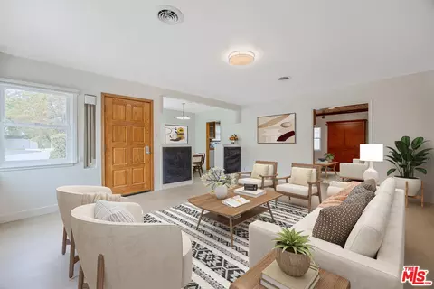 210 S Bundy Dr, Los Angeles, CA 90049