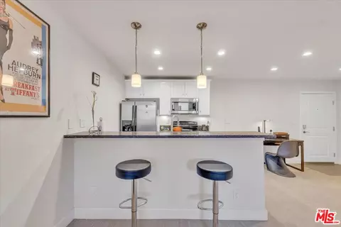 10982 Roebling Ave #363, Los Angeles, CA 90024