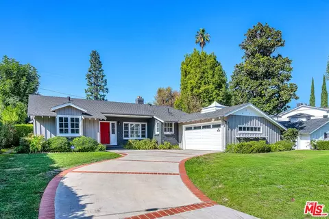 5109 Valjean Ave, Encino, CA 91436