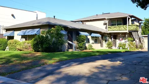 Exterior - 1105 W Clark Ave, Burbank, CA 91506 photo 2 of 10