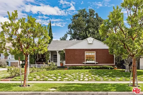 6910 Cantaloupe Ave, Van Nuys, CA 91405