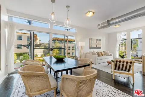 4215 Glencoe Ave #205, Marina Del Rey, CA 90292