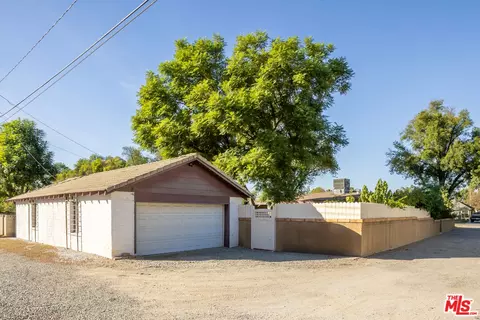 4620 Cover St, Riverside, CA 92506 photo 5