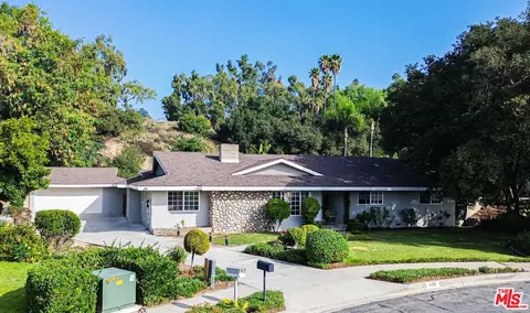 425 Fern Dell Pl, Glendora, CA 91741