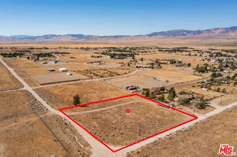 252 Avenue C, Fairmont, CA 93536