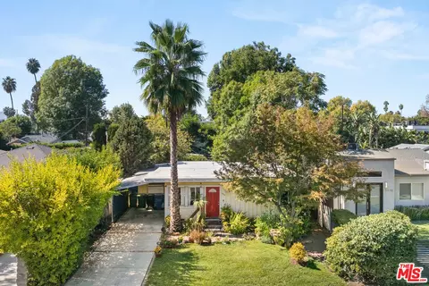 5235 Lennox Ave, Sherman Oaks, CA 91401
