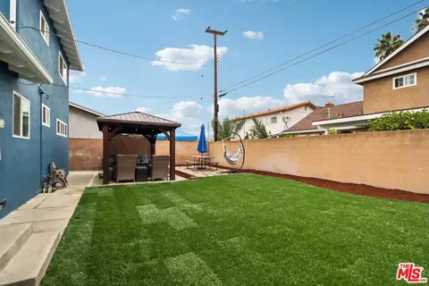 Exterior - 407 E 211th St, Carson, CA 90745 photo 2 of 4