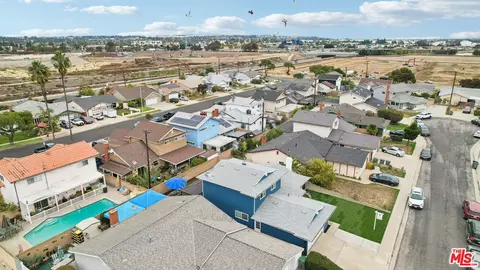 View/Area - 407 E 211th St, Carson, CA 90745 photo 16 of 17