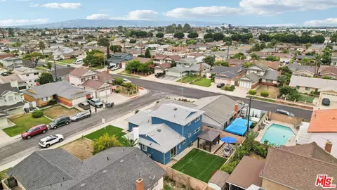 View/Area - 407 E 211th St, Carson, CA 90745 photo 7 of 17
