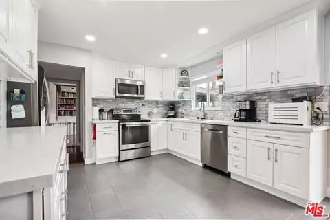 Kitchen - 407 E 211th St, Carson, CA 90745 photo 2 of 2