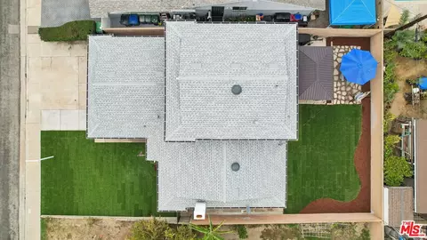 View/Area - 407 E 211th St, Carson, CA 90745 photo 9 of 17