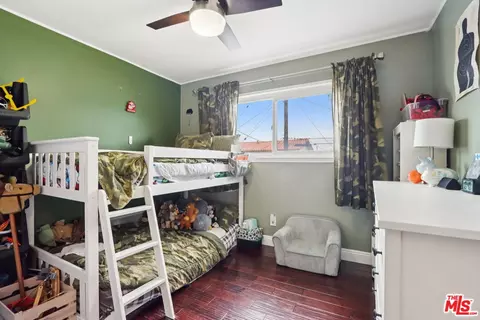 Bedroom - 407 E 211th St, Carson, CA 90745 photo 3 of 5